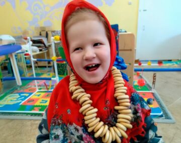 Аделия хочет в школу