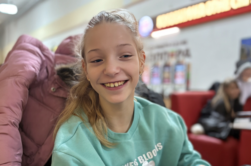 Маленькая фигурка сзади