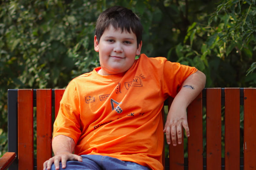 На одну больше